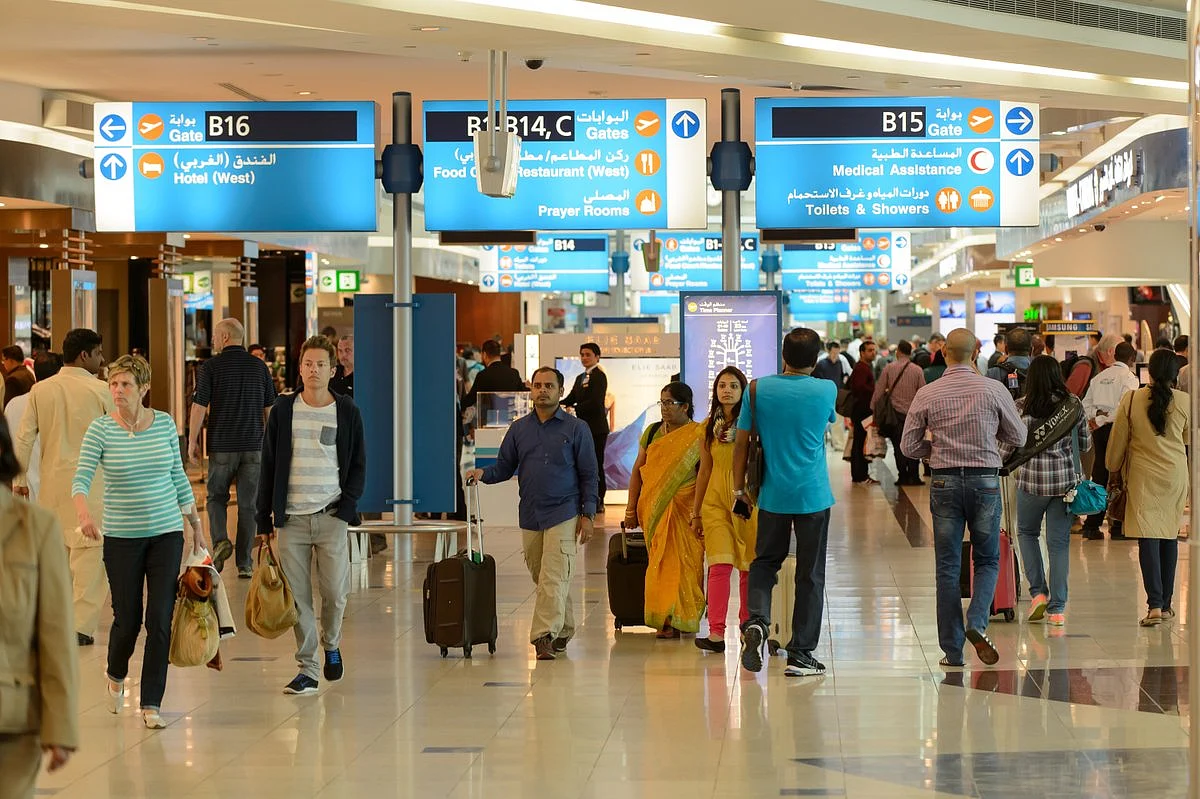 Emirates Güç Bankası Yasağı 1 Ekim'de Yürürlüğe Girdi; Havayolu Sorunları Hatırlatıcısı