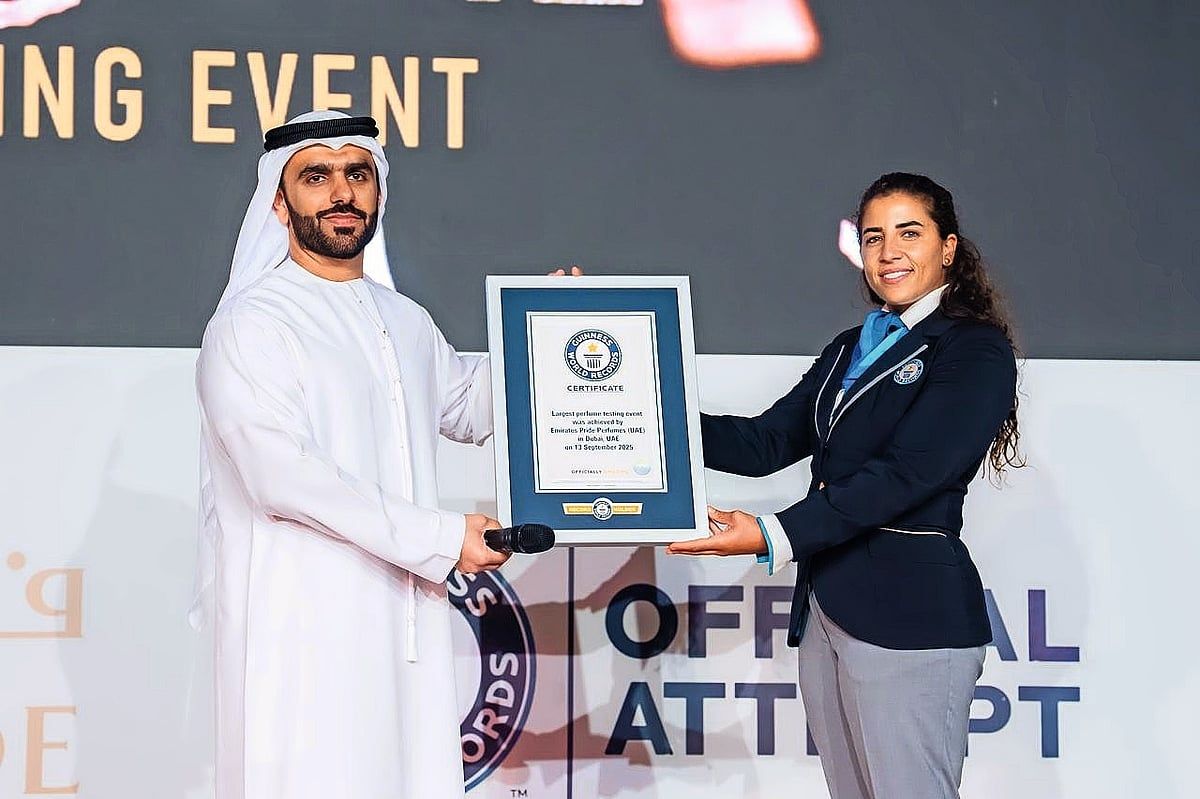 Emirates Pride Parfümleri, En Büyük Parfüm Testi Etkinliği için Guinness Dünya Rekoru'na Ulaştı
