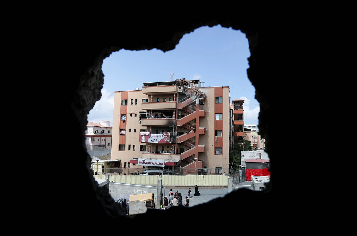 Görsel Kanıtlar, İsrail'in Gazze Hastanesine Yönelik Ölümcül Saldırı Hakkındaki Resmi Hikayesiyle Çelişiyor