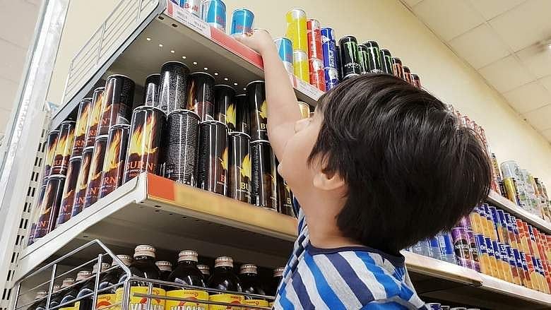İngiltere, Çocuklara Enerji içeceği Satışını Yasakladı