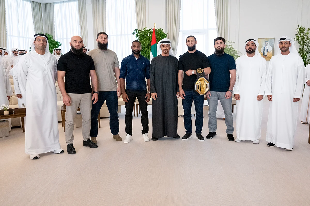 İzle: BAE Başkanı Ufc Orta Sıklet Dünya Şampiyonu Khamzat Chimaev ile Görüştü