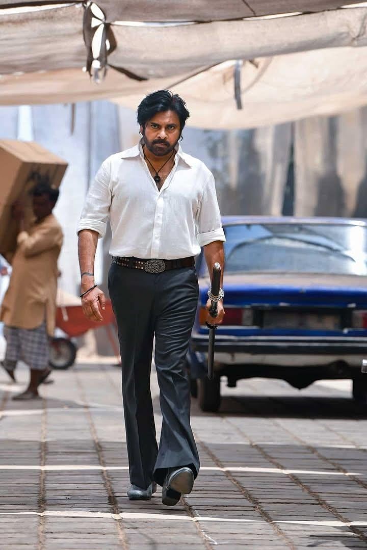 Kahraman İbadet Zirveleri: Fan, Pawan Kalyan'ın Dh5.415 için 'Og' Erken Gösterisine Bilet Aldı