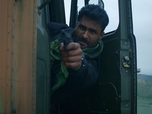 'Karam' Fragmanı: Noble Thomas, Sevdiklerini Kurtarmak için Zamana Karşı Yarışıyor