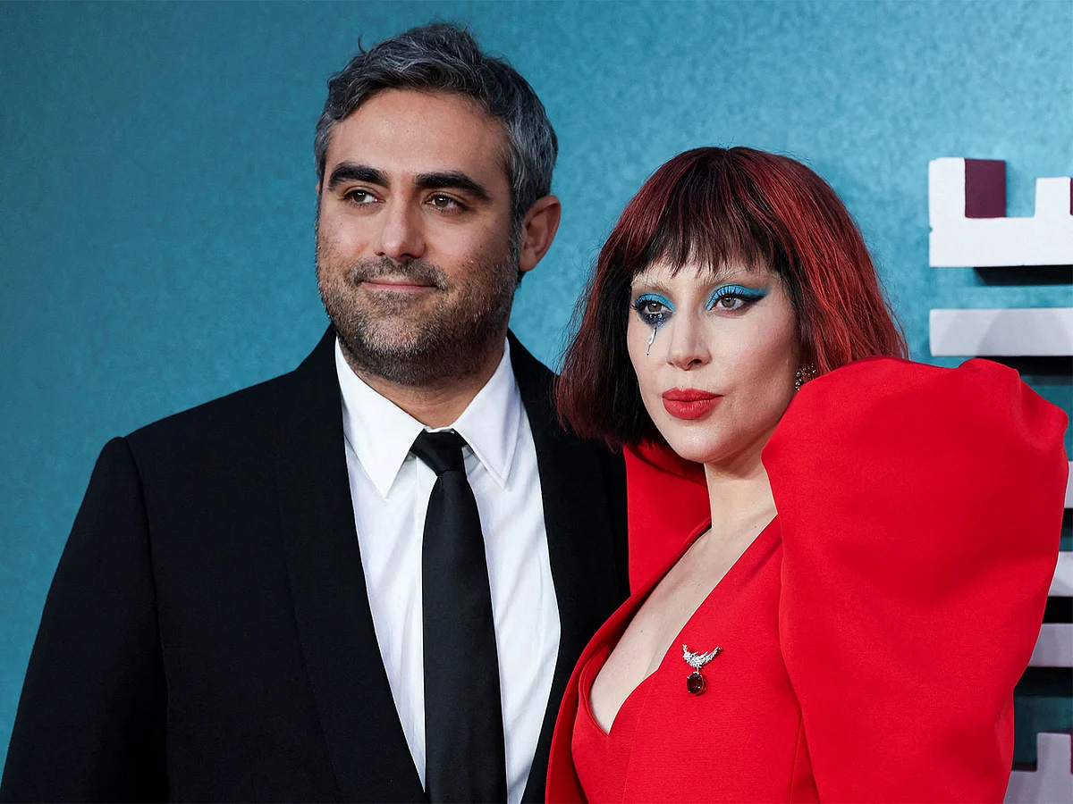 Lady Gaga Nişanlısını Doğum Günü Mesajında Sevgiyle Duş Alıyor