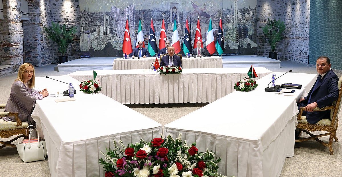 Libya Hükümeti, Trablus Gerginliğini Sona Erdirmek için Silahlı Grupla Anlaşmaya Vardı