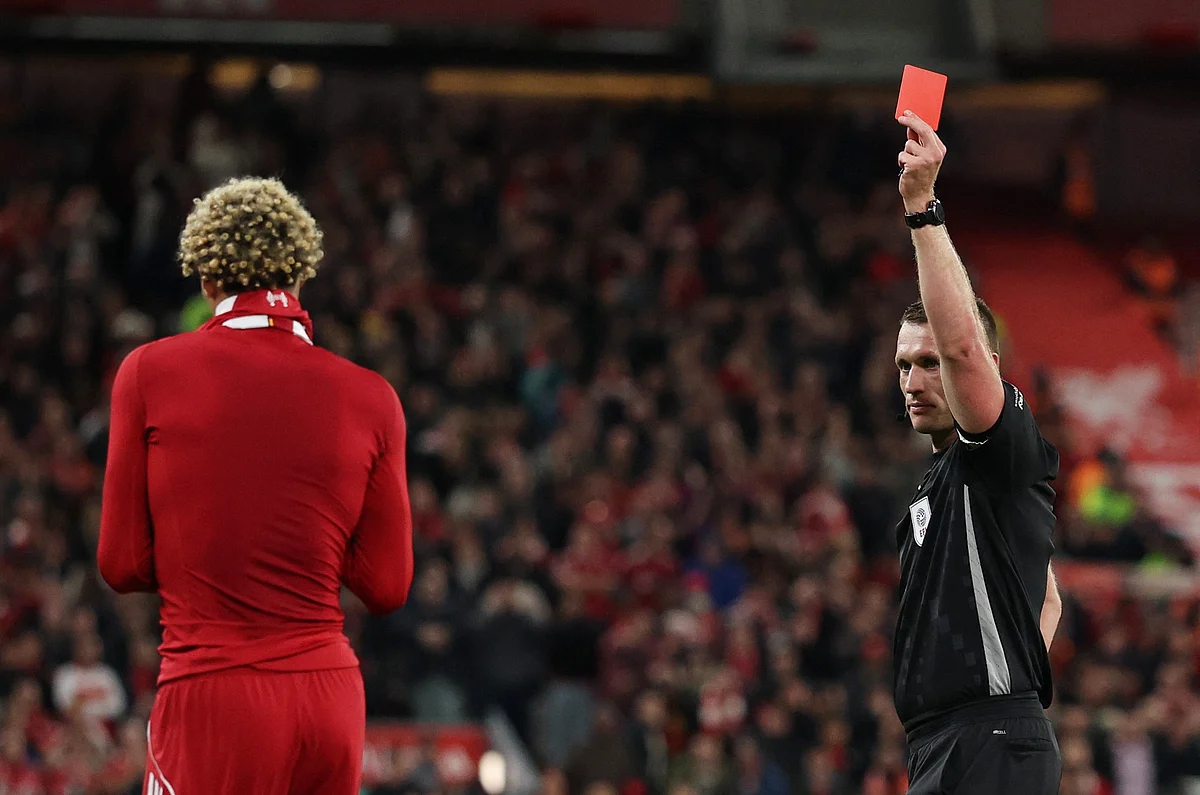 Liverpool Patronu, Gol Attıktan Sonra Kırmızı Kart için 'Aptal' Ekitike'yi Patlattı
