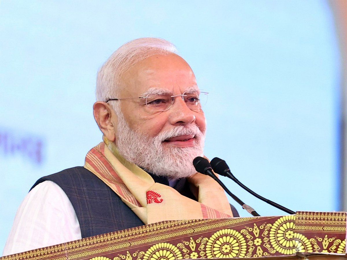 Modi, Gst Reformlarının Hindistan'ın Büyüme Hikayesini Hızlandıracağını ve Yerel Malların Kullanımını Zorlayacağını Söyledi