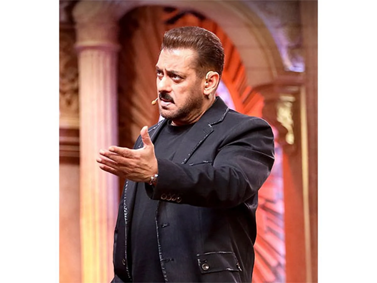 Salman Khan, 'Dabangg' Yönetmeni Abhinav Kashyap'a İnce Bir Kazı Yapıyor