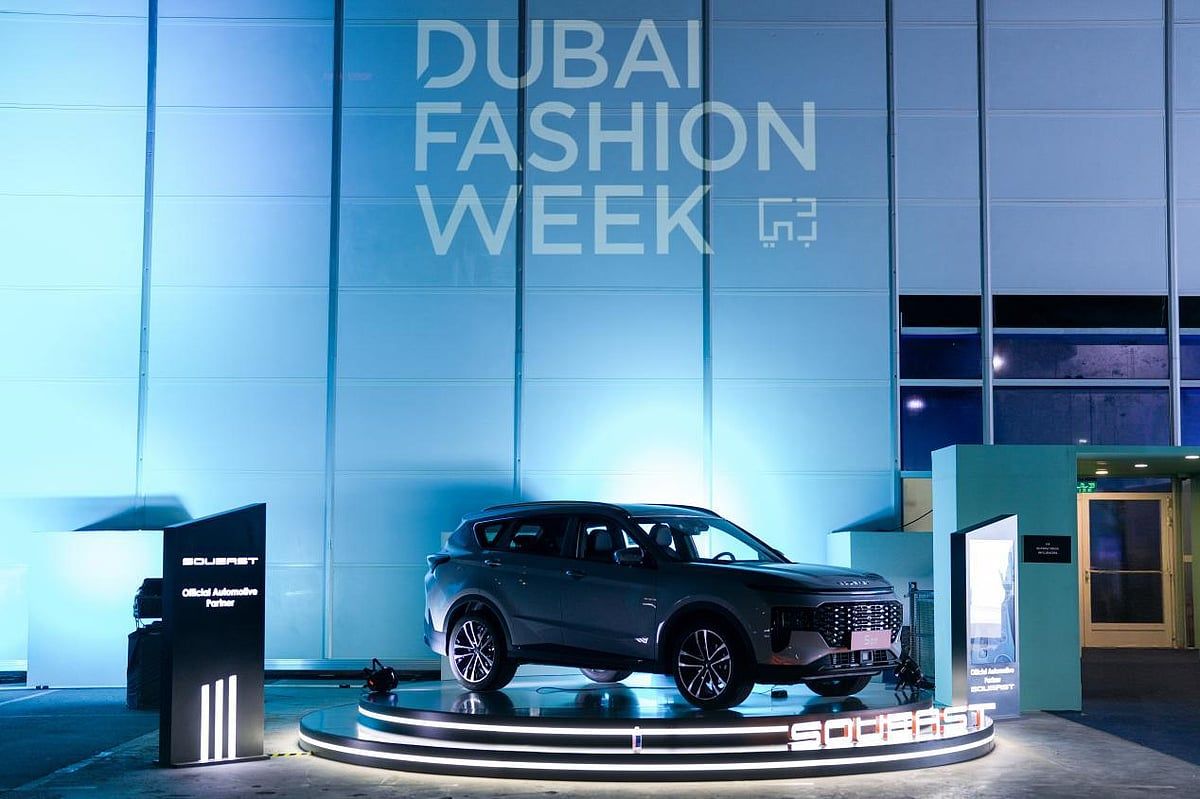 Soueast Modaya Giriyor: Dubai Moda Haftası 2025-26'nın Özel Otomobil Sponsoru