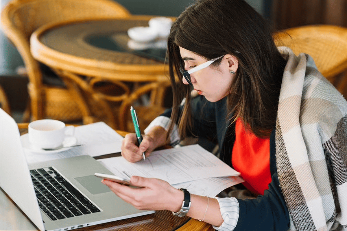 Stajlar, Tohum Finansmanı: BAE Üniversiteleri Öğrencileri işe Nasıl Hazır Hale Getirir?