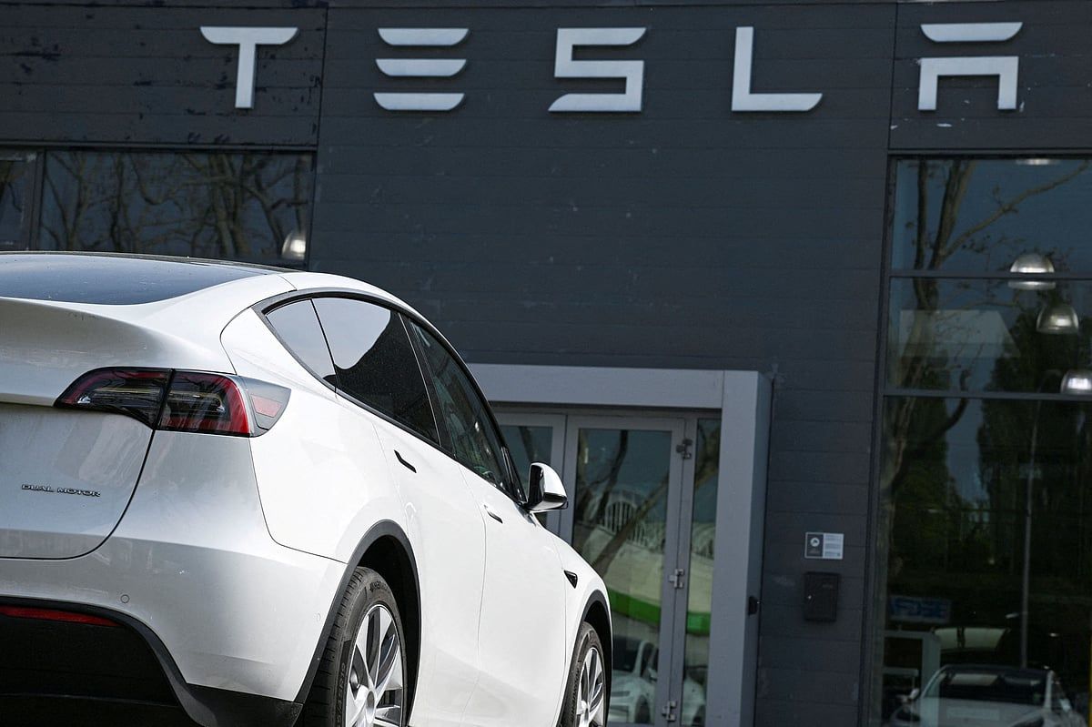 Tesla, Musk'un 1 Milyar Dolarlık Hisse Senedi Alımının Ev Üreticisine Olan Güvenini Güçlendirmesiyle Kazandı