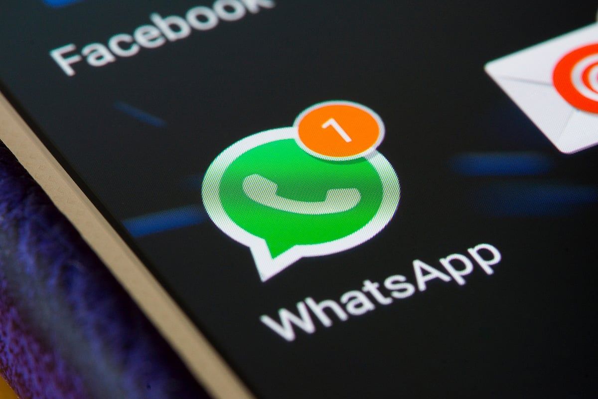 Whatsapp 'Misafir Sohbetleri' Özelliği: BAE Uzmanları Yabancılarla Konuşmanın Tehlikeleri Konusunda Uyarıyor