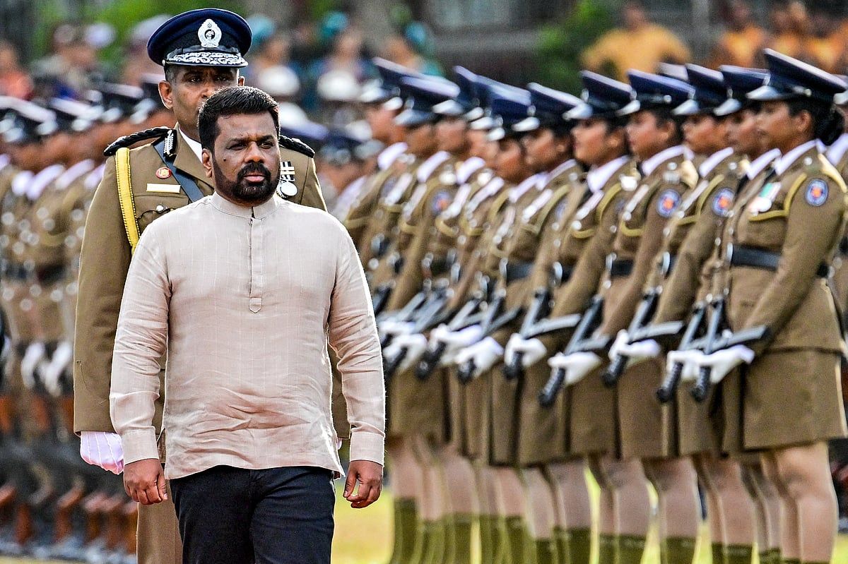 Yolsuzlukla Mücadele: Sri Lanka Göçmenlik Şefini iki Yıl Hapis Cezasına Çarptırdı