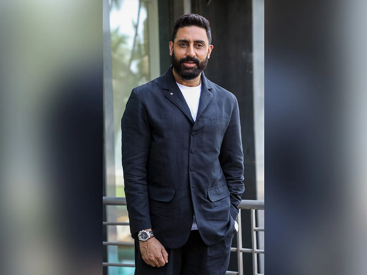 Abhishek Bachchan, En iyi Erkek oyuncu Ödülünü Aishwarya, Aaradhya'ya Adadıkça Duygusallaşıyor