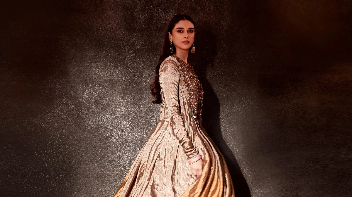 Aditi Rao Hydari, Siddharth ile Yaşam Üzerine: 'Pratik Olarak Valizlerimizden Yaşıyoruz'