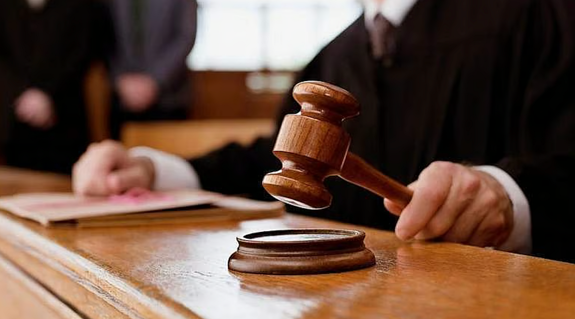 BAE: Adam, Rızası Olmadan Kadını Çektikten Sonra 30.000 Dh'yi Ödemesini Emretti