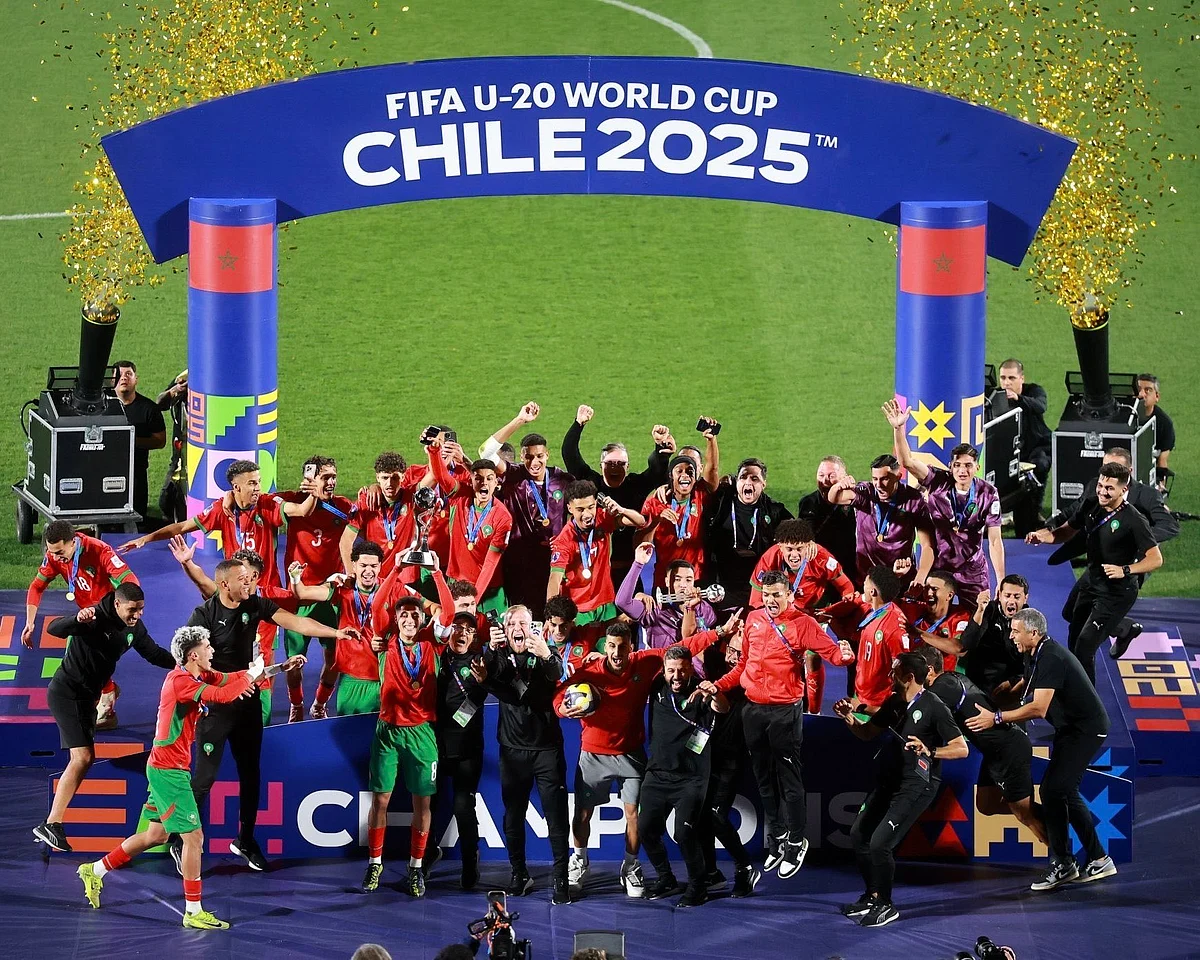 BAE Başkanı Şeyh Muhammed, Fas Kralını 20 Yaş Altı Dünya Kupası'ndan Tebrik Etti