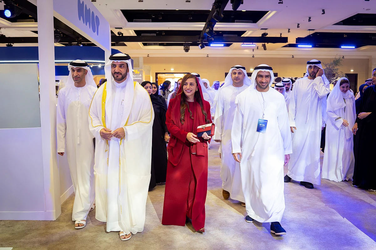 BAE, Küresel Liderler Sharjah'ta Toplanırken Rekor DYY Çekiyor