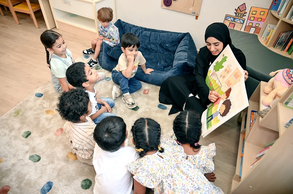 BAE Mirasını Öğretmek için Abu Dabi'deki Kreşlerde 'Al Saff Al Emirati' Sınıfları Açıldı
