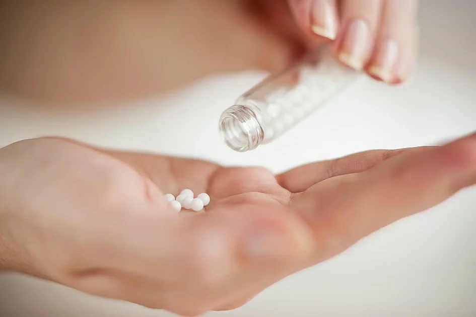BAE: Neden Daha Fazla Hasta Ruh Sağlığı Desteği için Homeopatiye Yöneliyor