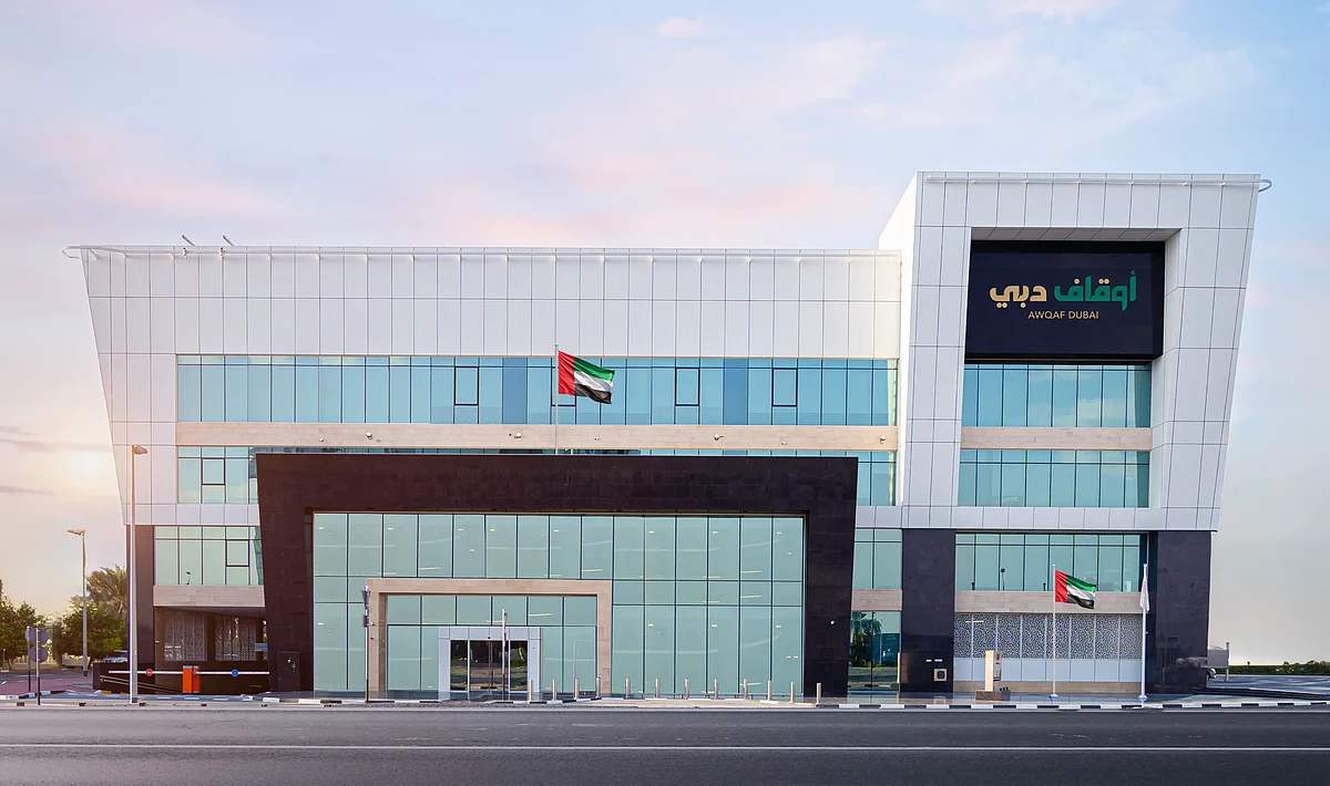BAE İşadamı Hayır İçin Milyon Dh110 Dubai Değer 7 Bina Bağışladı
