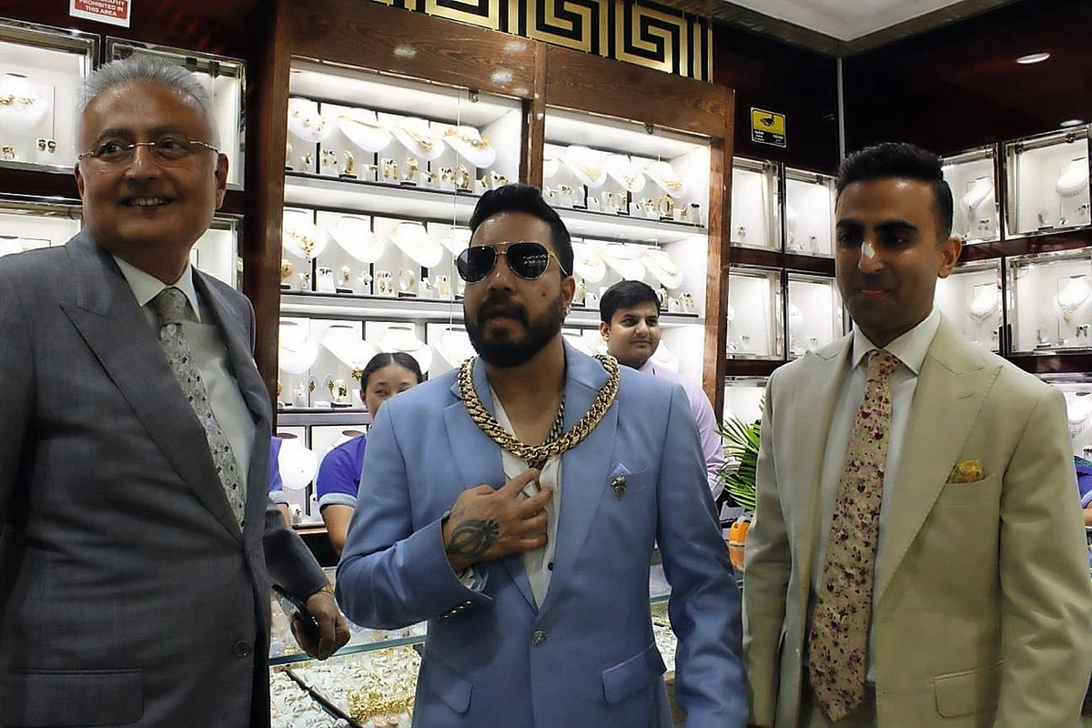 Diwali Sparkle: Kanz Jewels'ın Dubai'deki Çarkıfelekinde Büyük Kazanın