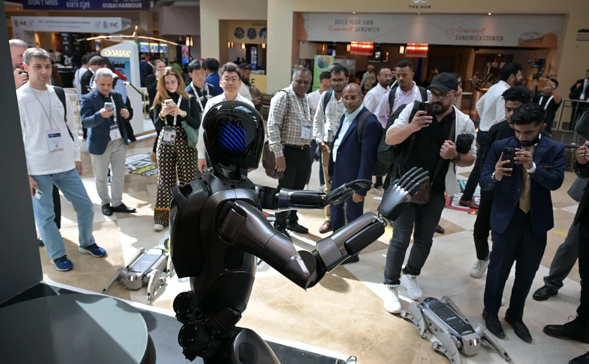 Dubai: Gitex 2025, En İyi Giyimli Dans Robotları için Oyun Alanına Dönüşüyor