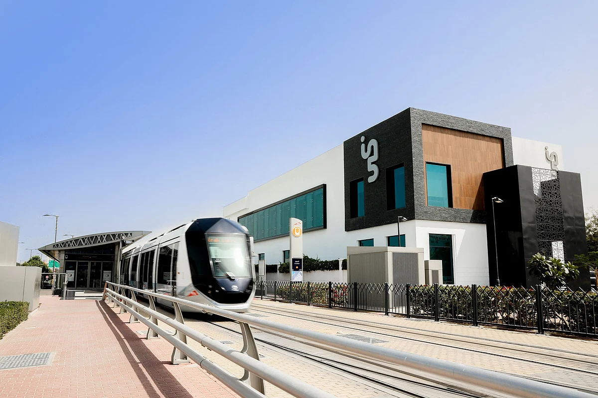 Dubai'nin Başlangıç Motoru, Dh9B In5 Finansmanı ile Sağlam Zeminde