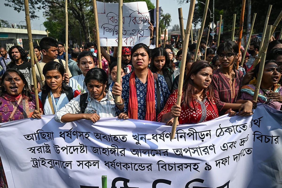 Evli Bangladeşli Kadınların Dörtte Üçü Şiddet Görüyor: Anket