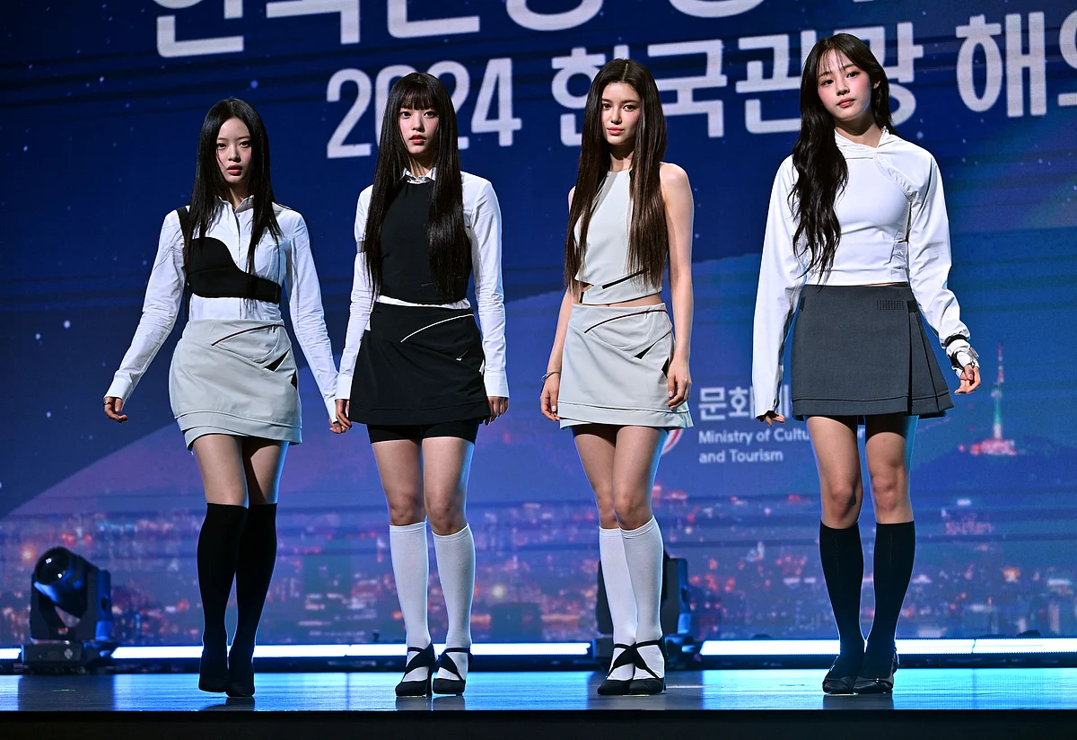 Güney Kore Mahkemesi, 'Kötü Muamele' Konusundaki Etiket Anlaşmazlığında K-Pop Grubu Newjeans'a Karşı Karar Verdi