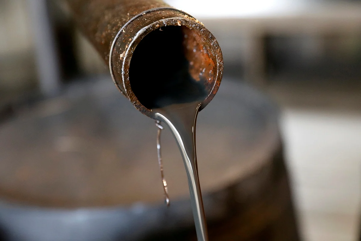 Hintli Rafineriler Yeni Rus Petrol Siparişlerini Durdurdu, ABD'nin Yaptırımlarının Artmasıyla Netlik Bekliyor