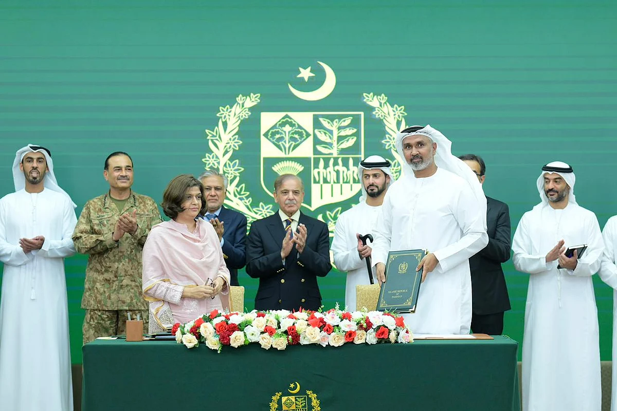 Ihc, BAE–Pakistan Ekonomik Ortaklığını Güçlendirerek First Women Bank'ın Çoğunluk Hissesini Satın Aldı