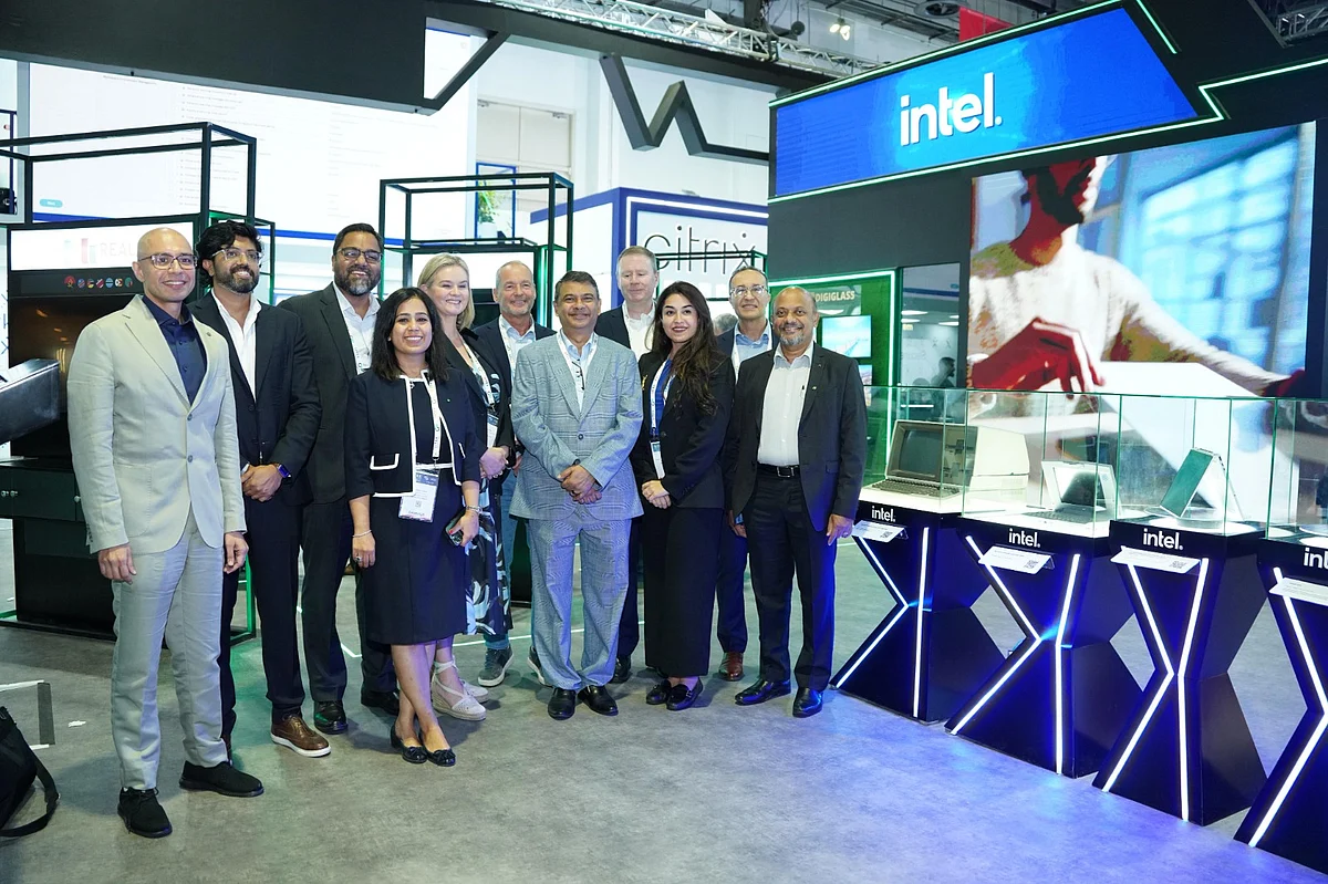 Intel ve Redington, Gitex Global 2025'te "Mini Intel Müzesi Deneyimini" Sergiledi