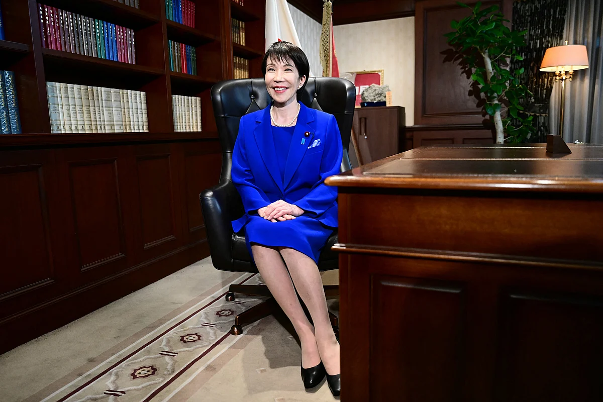Japonya'nın ilk Kadın Başbakanı, Ancak Takaichi Feminist Değil