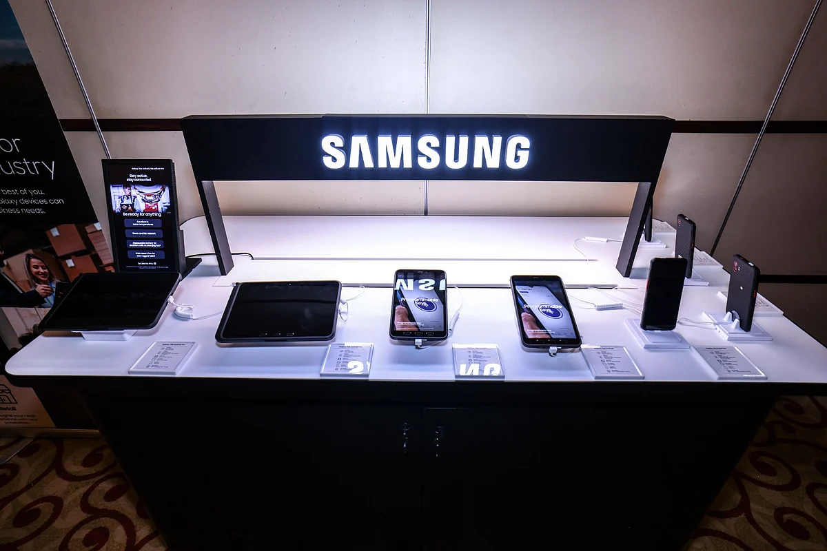 Mitsumi ve Samsung, Galaxy Aı Destekli Makinelerle BAE Lojistiğini İlerletiyor