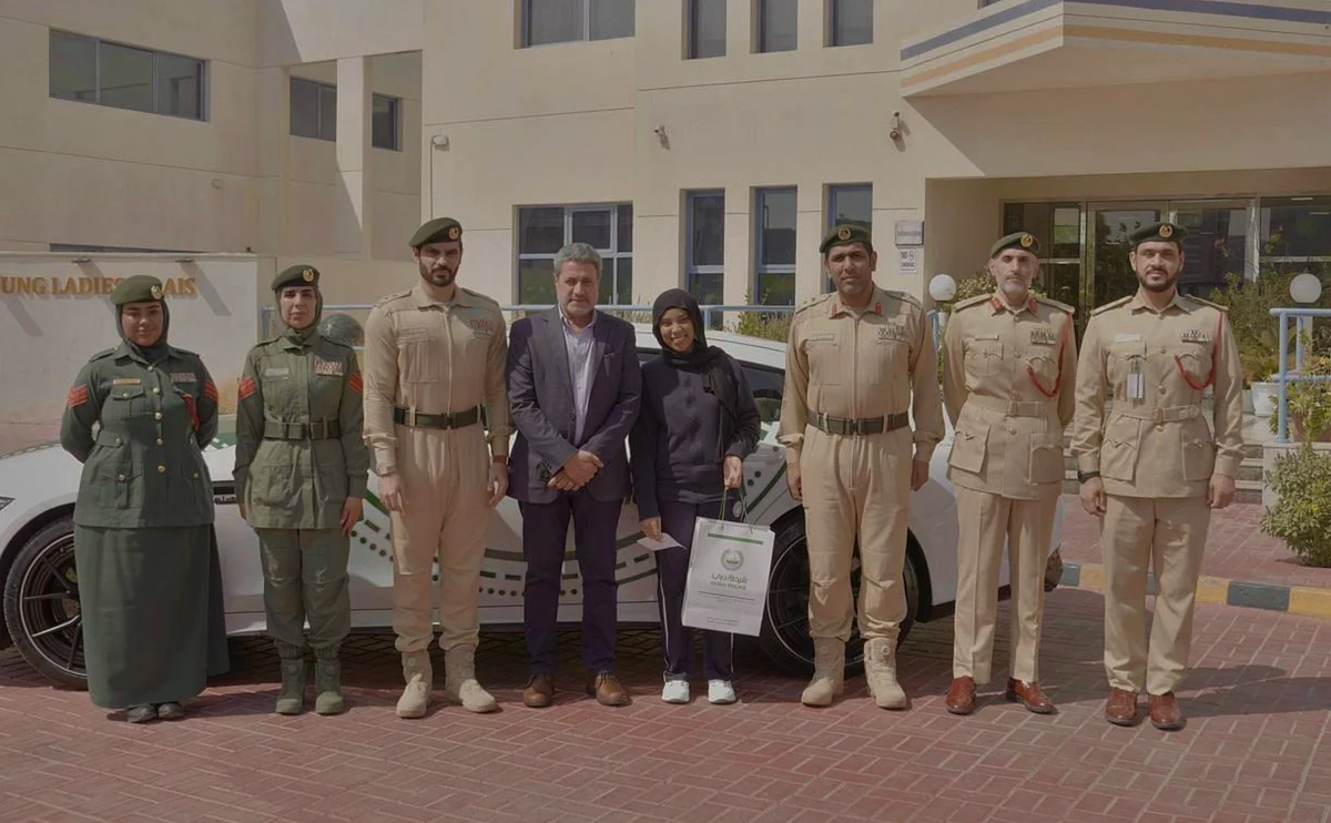 Öğrenci Dubai Polisine Teşekkür Mektubu Yazdı, Sınıfına Geldiler