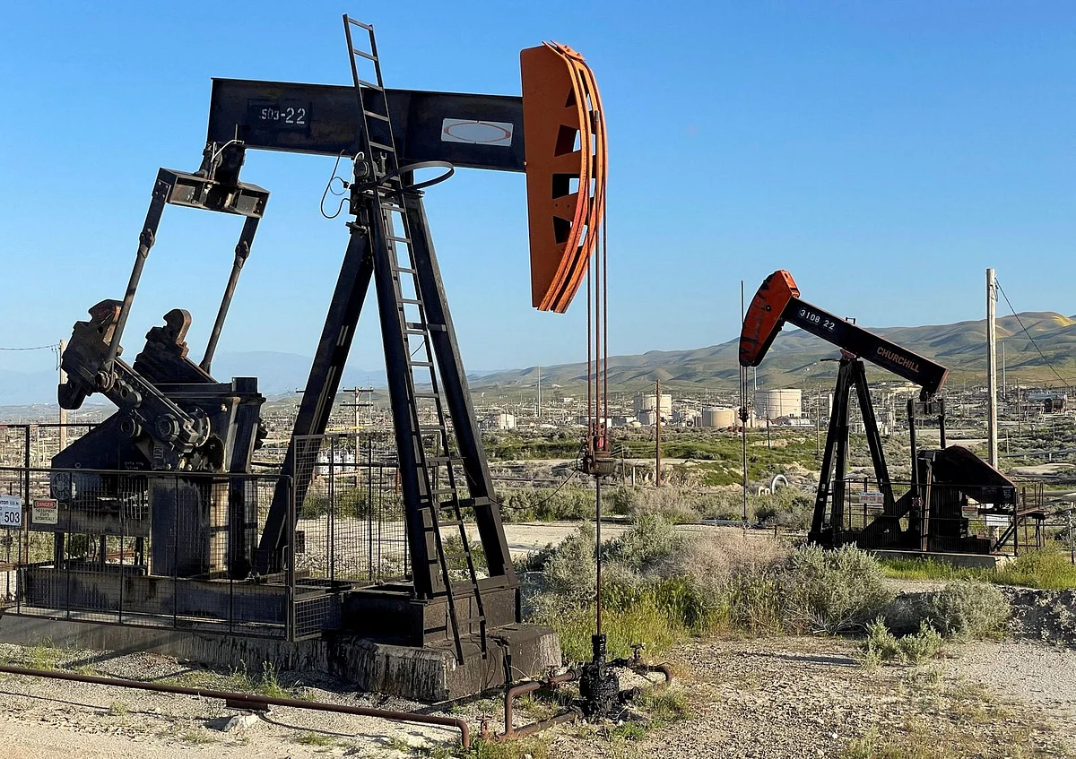 Petrol Fiyatları Düştü, ABD-Çin Ticaret Gerilimlerinde 5 Ayın En Düşük Seviyesine Yakın Kaldı ve Arz Fazlası Başladı