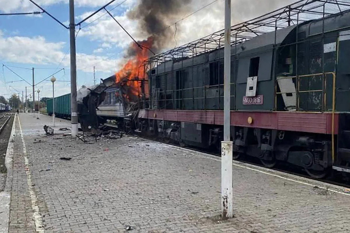 Rus Grevleri Ukrayna'da Beş Kişiyi Öldürdü, Elektrik Kesintilerine Neden Oldu