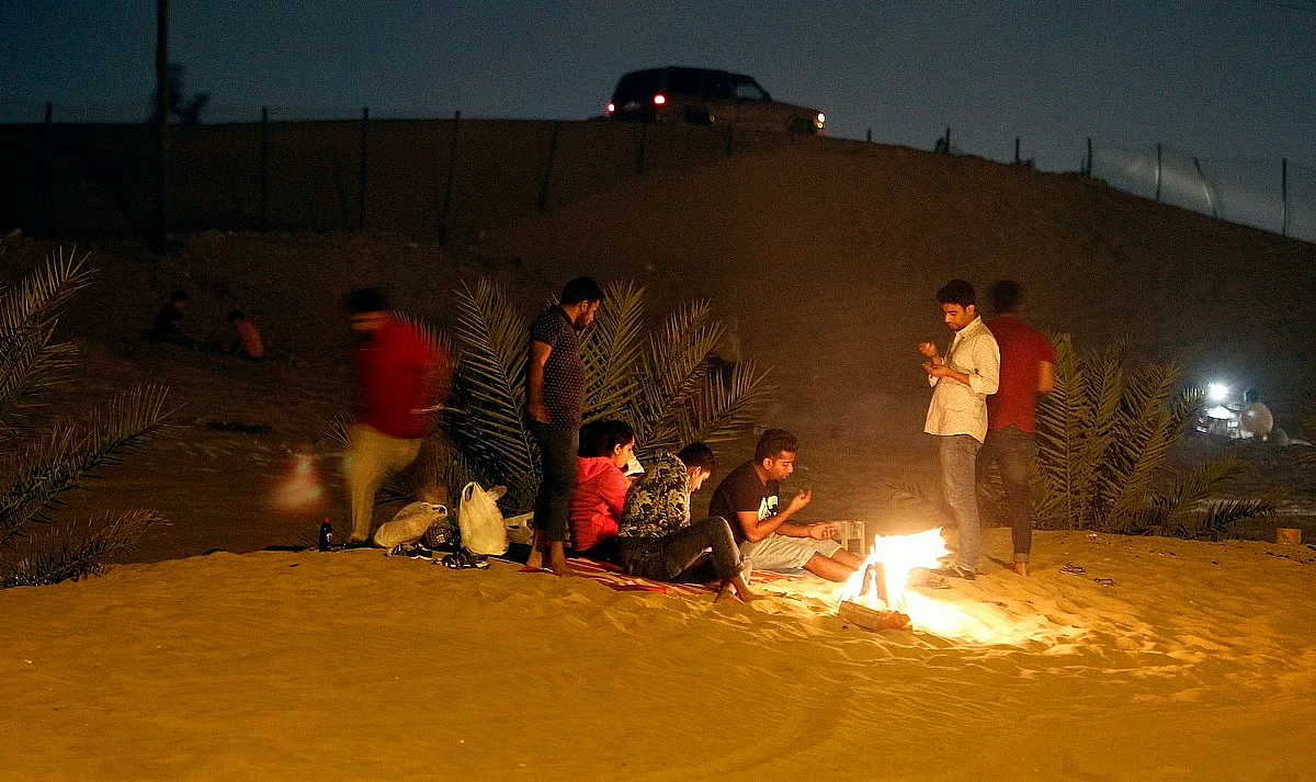 Sharjah, Yetkisiz Kamp için 2.000 Dh'ye Para Cezası Konusunda Uyardı, Güvenliği Artırdı