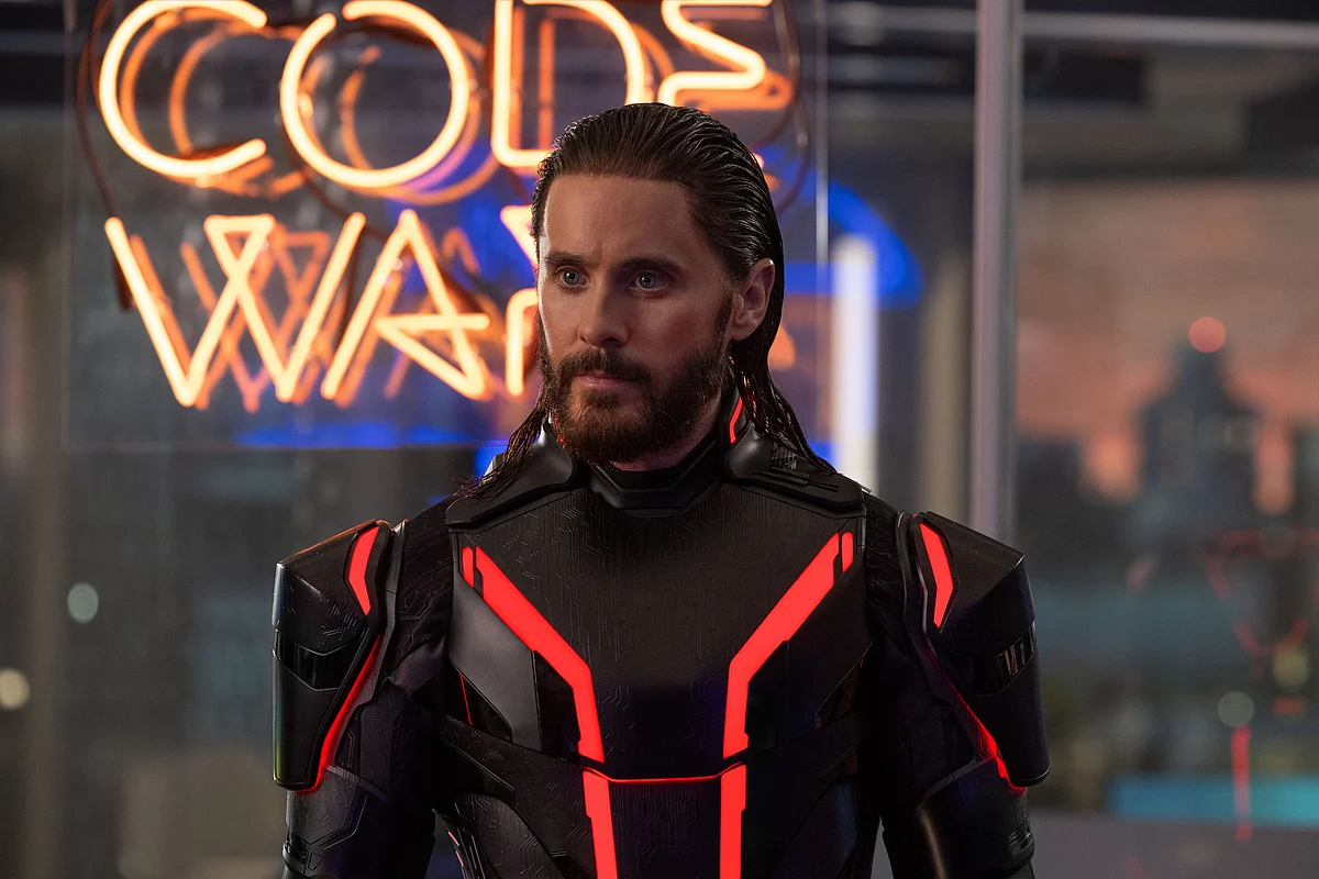 ’Tron: Ares' İncelemesi: Jared Leto'nun Aı Macerası Tamamen Tarz, Küçük Kıvılcım