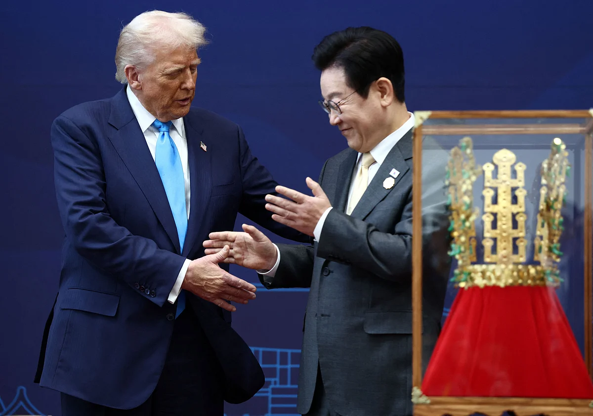 Trump, Asya Gezisinde Güney Kore ile Ticaret Atılımını Duyurdu