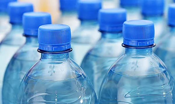 Umman: 2 Kişi Kontamine Şişelenmiş Sudan Zehirlendikten Sonra Öldü