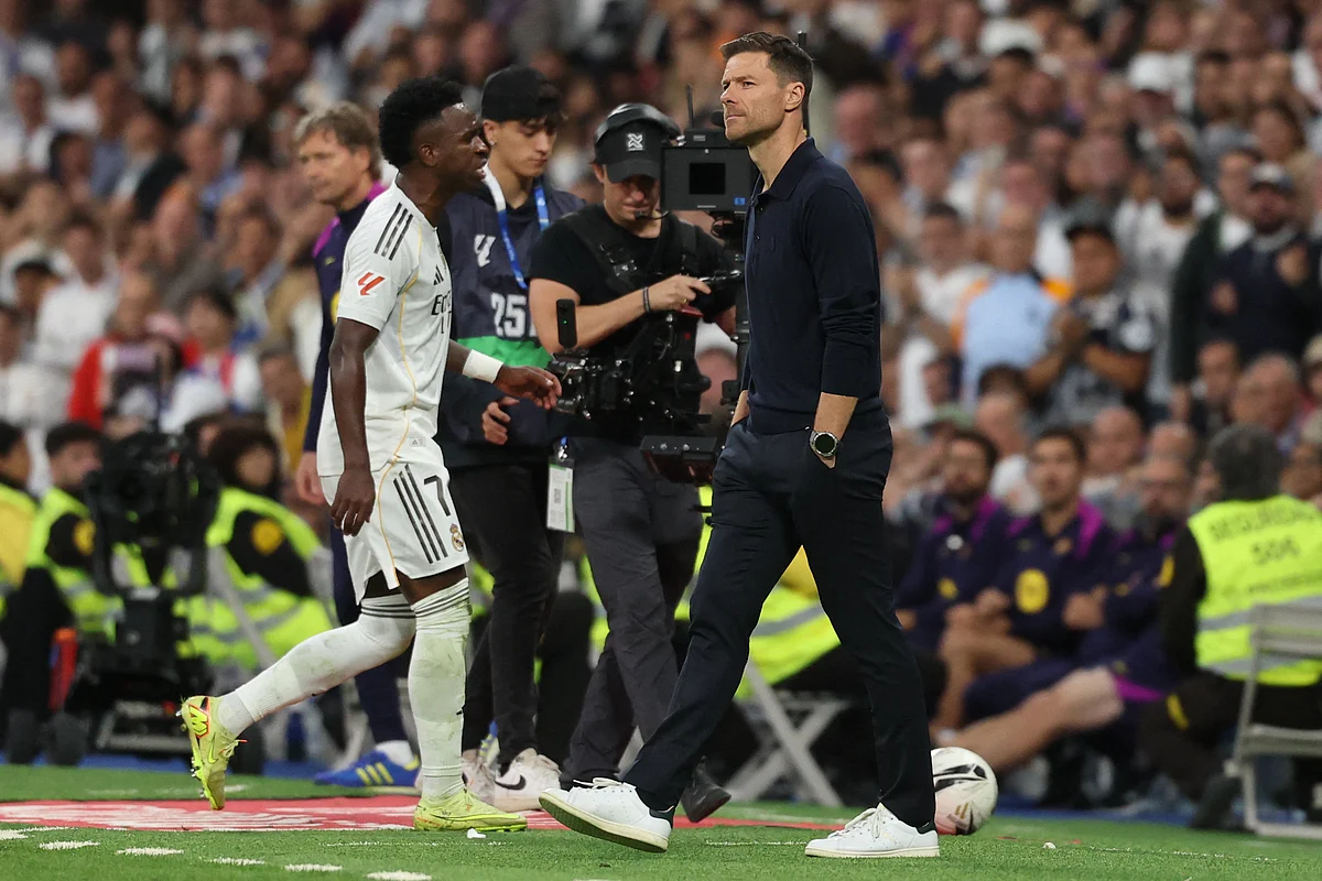 Vinicius, Real Madrid'in Barcelona'ya Karşı Kazandığı Clasico Zaferinde Saldırdığı için Özür Diler