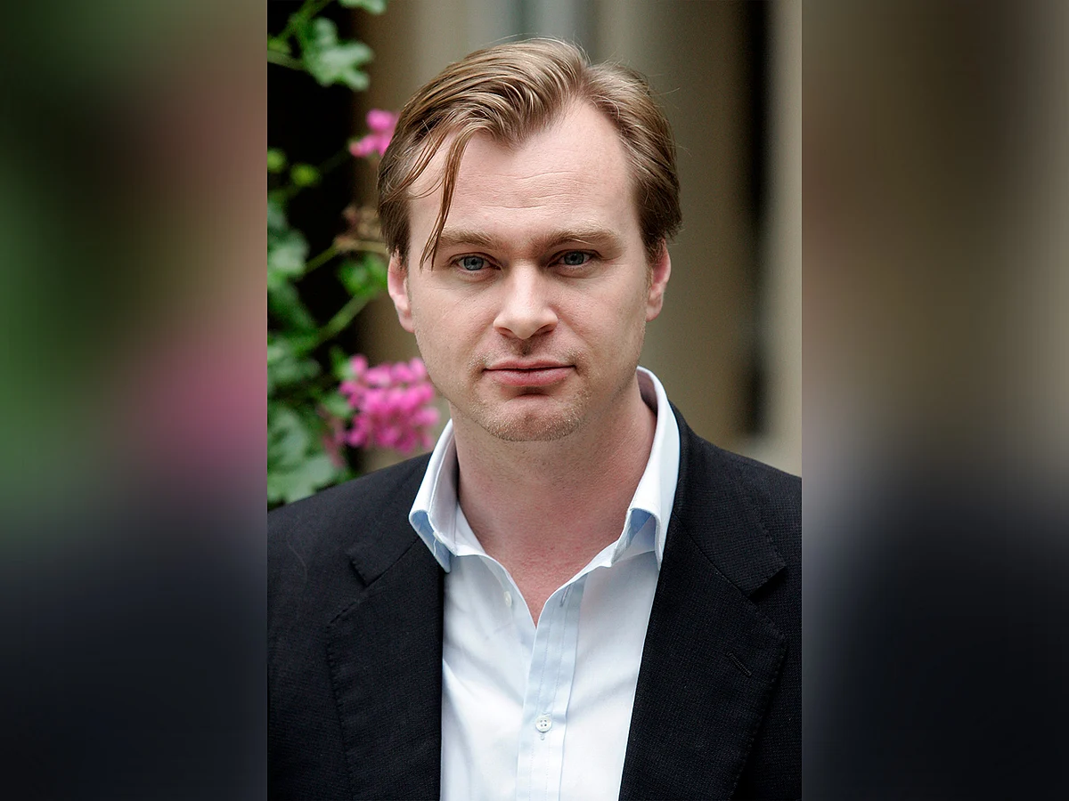 'Yürek Kırıcı': Christopher Nolan, Dwayne Johnson'ın 'Smashing Machine'deki Performansı Üzerine