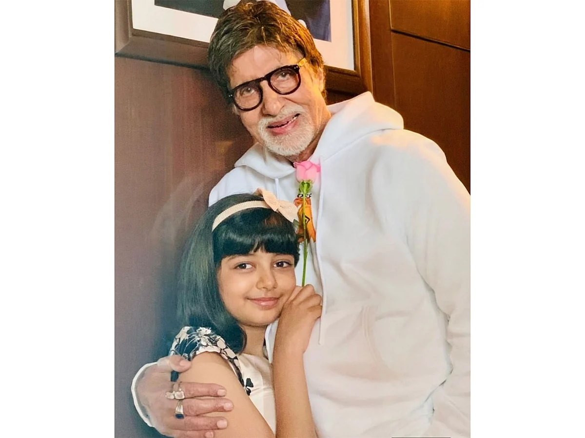 Amitabh Bachchan, Torunu Aaradhya'ya Bereket Gönderir
