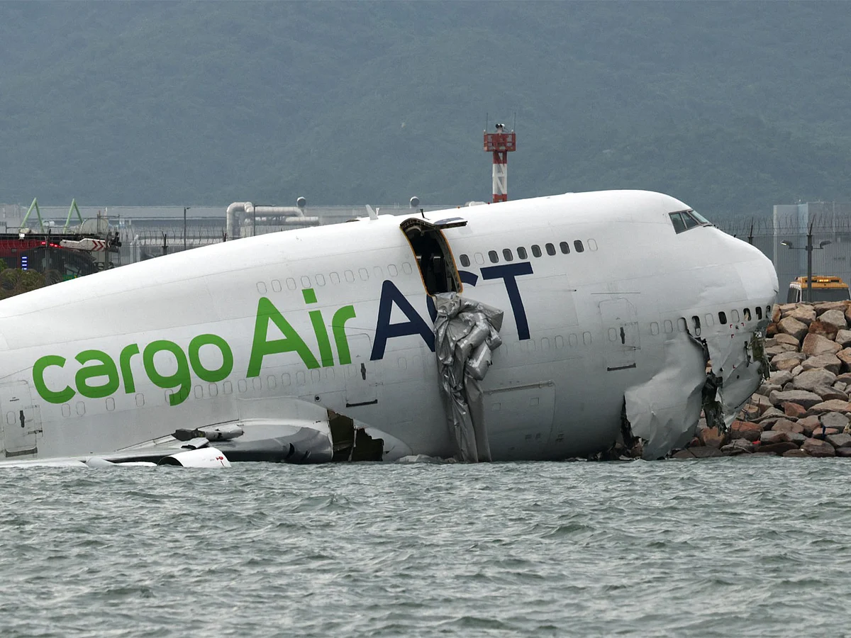 Araştırmacılar, Ölümcül Hong Kong Kazasından Önce Kargo Uçağı Motorunun Hızlandığını Söylüyor