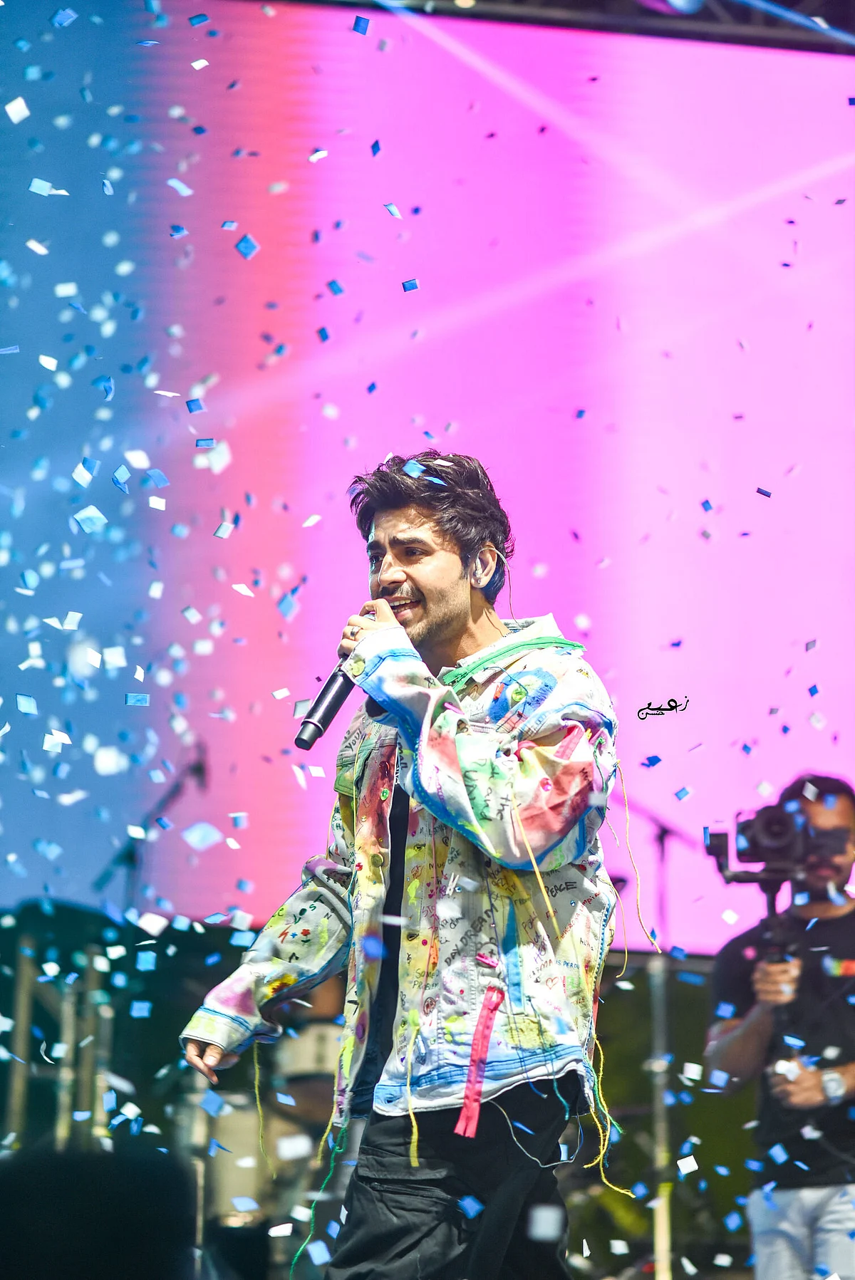 Babalıktan Yeni Şarkı Tarzlarına: Farhan Saeed Müzisyen Olarak Tam Bir Çembere Gelmeye Devam Ediyor