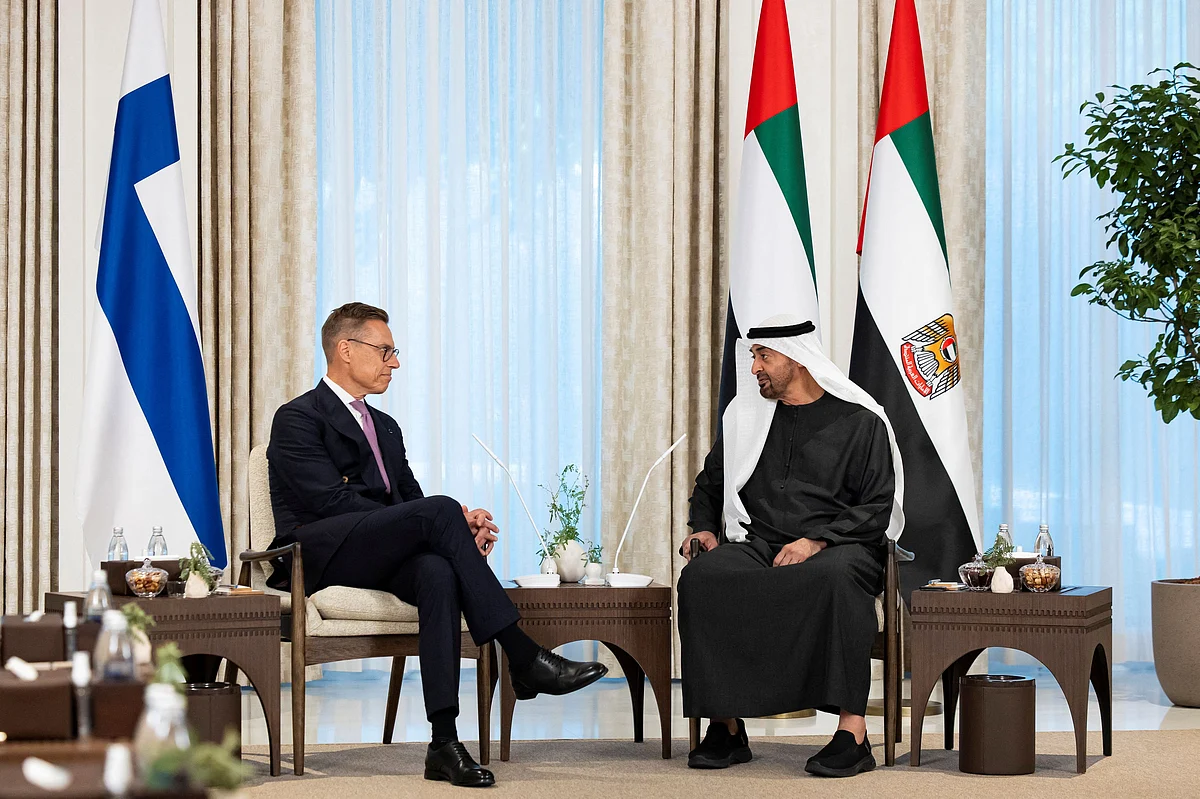 BAE Başkanı, Finlandiyalı Mevkidaşını Abu Dabi'de Ağırladı; Ortak Bildiri Yayınlandı