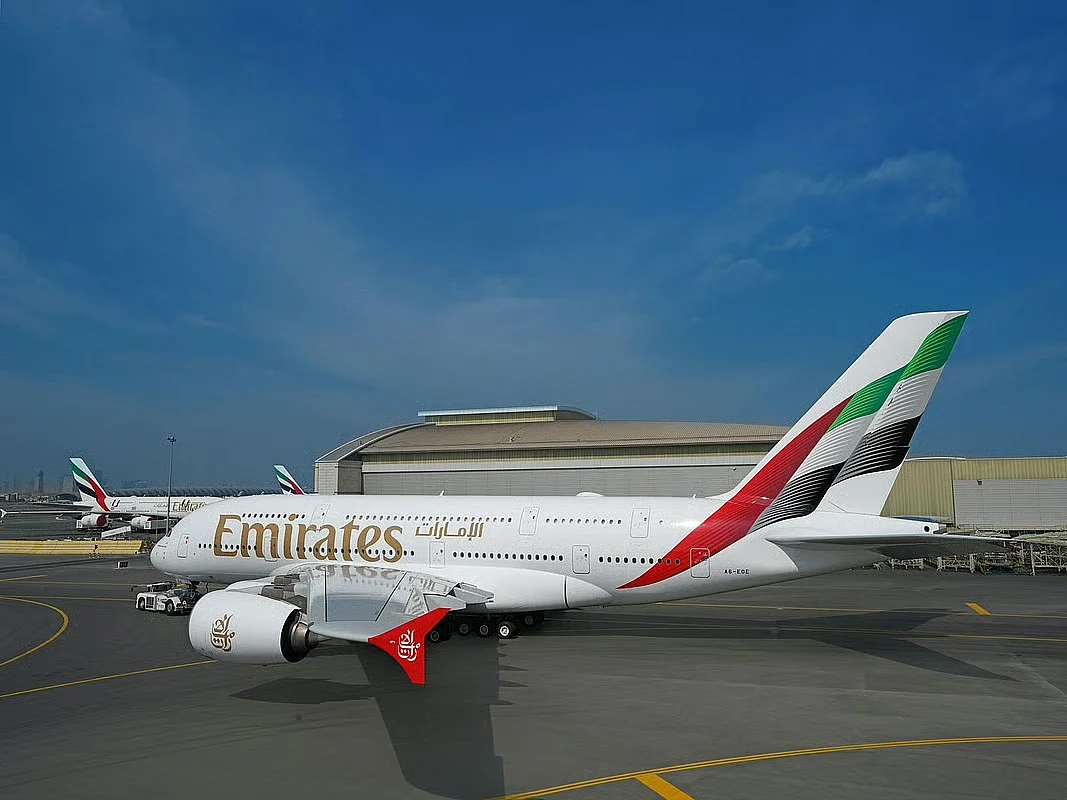 BAE: Emirates, 15 Kasım'dan İtibaren Şam'a Uçuşlarını Askıya Alacak