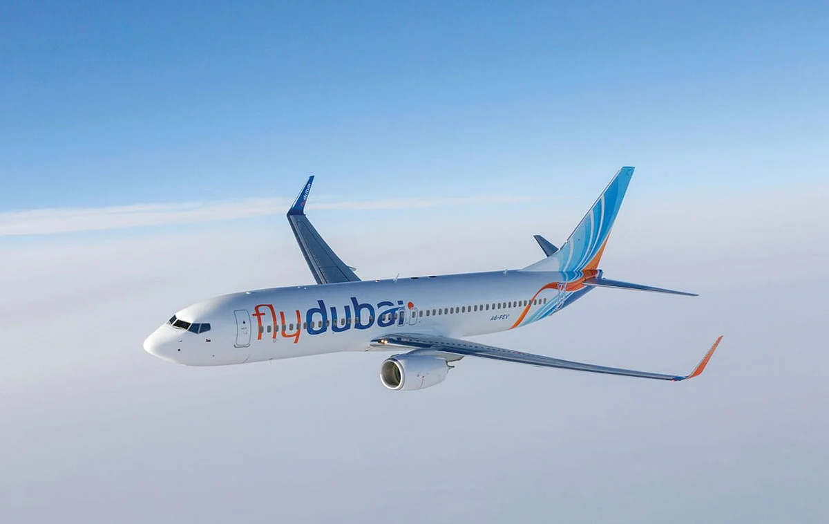 BAE'nin Flydubai'si 2026'dan İtibaren Starlink Wifi'yi Uçağa Alacak